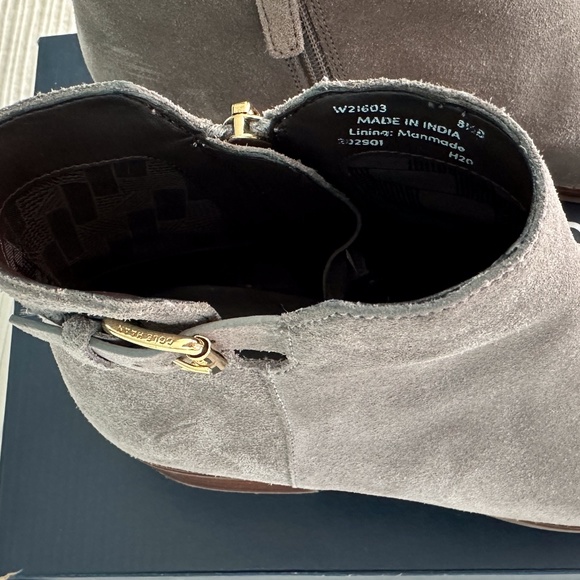 Women's Cole Haan Suede Haidyn bootie Size 8-1/2B - Picture 4 of 10